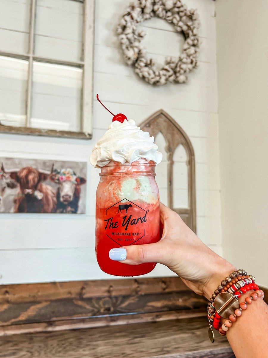 theyardMB's tweet photo. Everything you love about a Shirley Temple, but BETTER 🍒😋  

𝗦𝗵𝗶𝗿𝗹𝗲𝘆 𝗧𝗲𝗺𝗽𝗹𝗲 𝗙𝗹𝗼𝗮𝘁 is here for April! Rainbow Sherbet ice cream with Sprite, grenadine, and topped with whipped cream &amp; a cherry!

#ShirleyTempleFloat #AprilSpecial #TheYardMilkshakeBar https://t.co/VwO3NKRKXk
