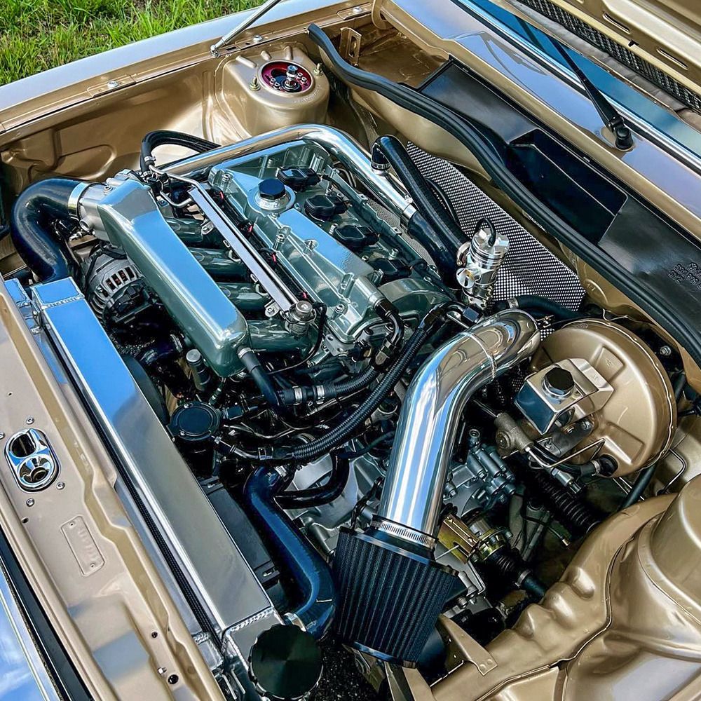 Retromania4ever's tweet image. 🇩🇪 #Volkswagen Scirocco Mk1 
Engine: Featured upgrades include a 2.9L VR6 engine with an Omex ECU, producing 198bhp.