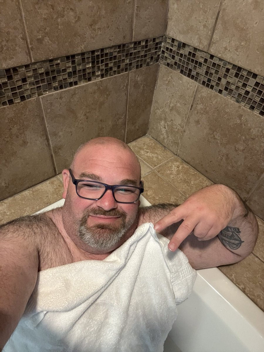 jeo Viktor tweet media