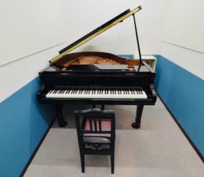 SakadoCenter's tweet photo. 🎹生徒募集のお知らせ🎹

#ピアノ をはじめてみませんか？✨
初めての方も、ブランクがある方も
大歓迎です。

無料体験レッスン受付中
お気軽にお問い合わせください🌱

🔗 https://t.co/s2hjPtDi96
☎️049-277-4812

#昭和楽器 #坂戸市 #毛呂山町 
#越生町 #習い事 https://t.co/taPQXjFDjL