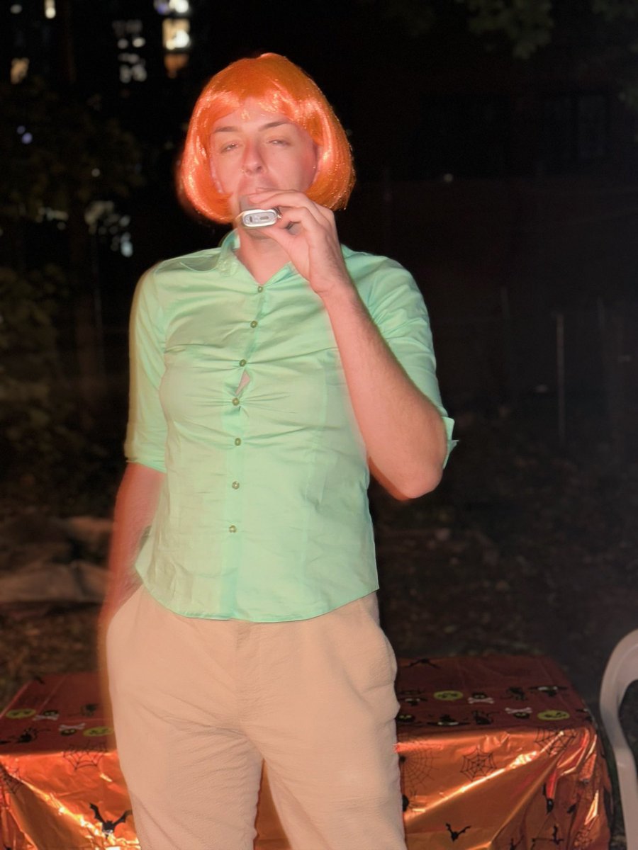 the whoop it up lady tweet media