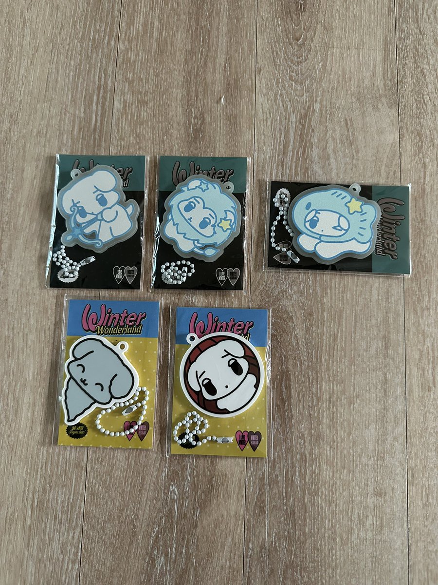 윈터원더랜드 직직이 키링 양도

aespa karina winter giselle ningning richman 핑크크리스마스 아마겟돈 위플래쉬 더티워크 리치맨 미공포