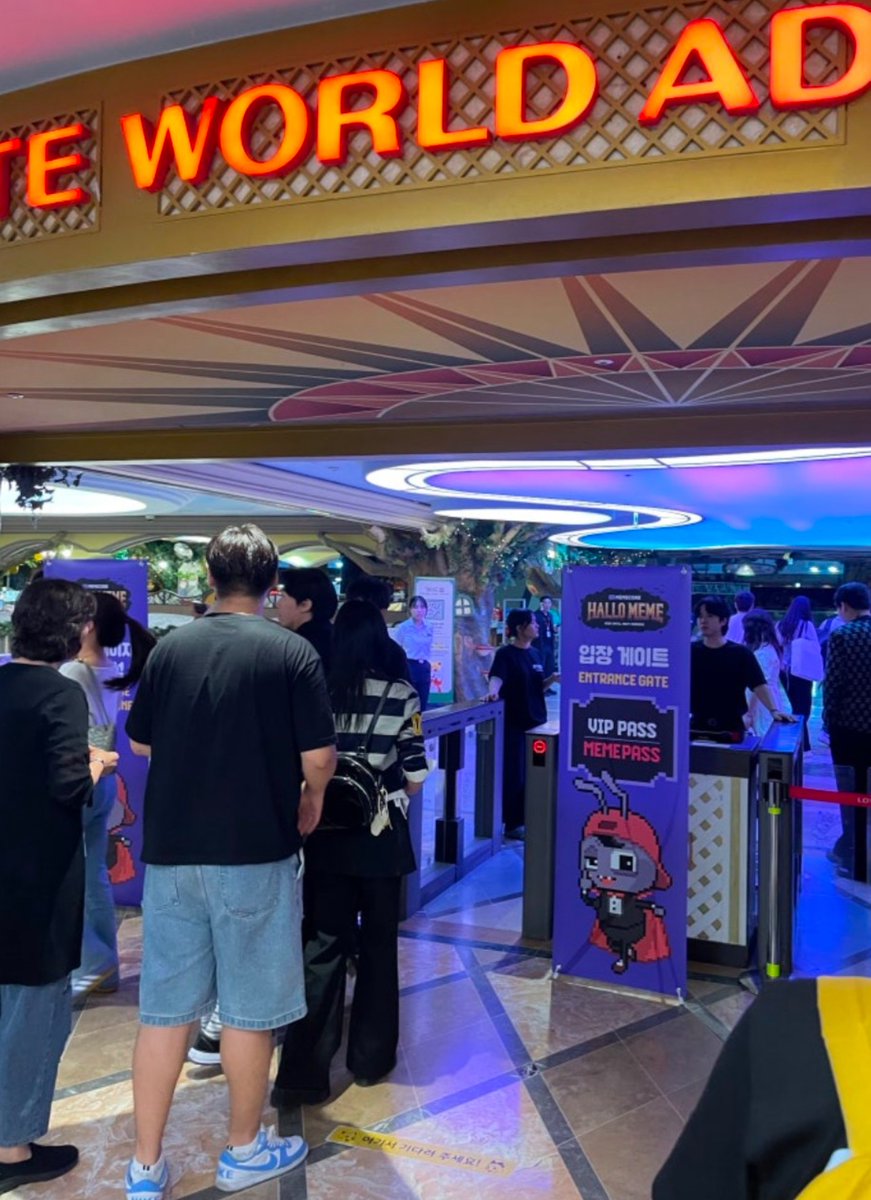 ugaroated's tweet photo. The ecosystem feels interconnected rather than random. AntsMaker feeds daily activity, offline events build relationships, and campaigns like Trump Dinner expand visibility across different audiences
@MemeCore_M 
wallet address:
0xabfa6009f2923135ee71b78370ec0684200e3c03 https://t.co/uL0NoTU5jR