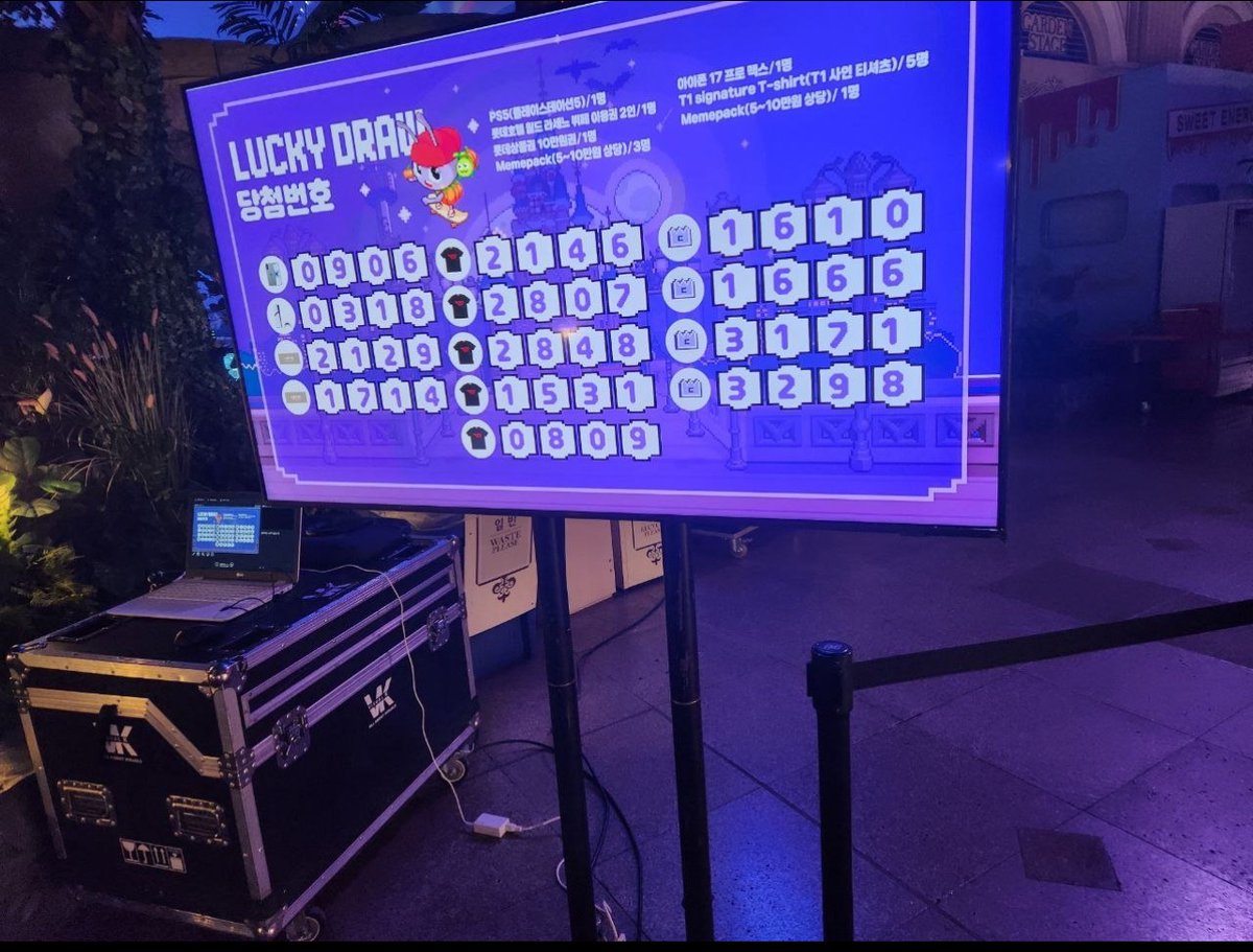 ugaroated's tweet photo. The ecosystem feels interconnected rather than random. AntsMaker feeds daily activity, offline events build relationships, and campaigns like Trump Dinner expand visibility across different audiences
@MemeCore_M 
wallet address:
0xabfa6009f2923135ee71b78370ec0684200e3c03 https://t.co/uL0NoTU5jR