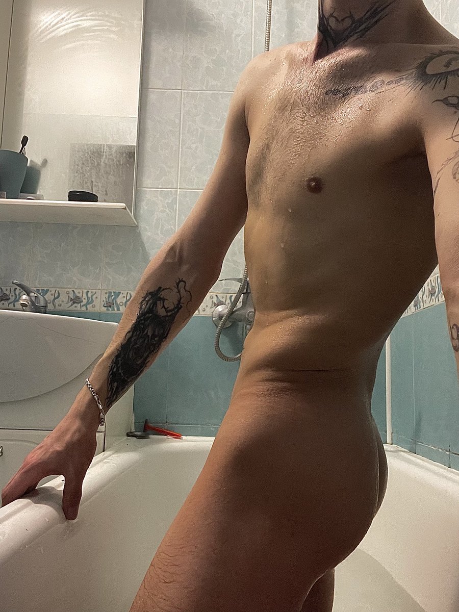 Vladislav tweet media