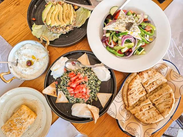 World Insights tweet media