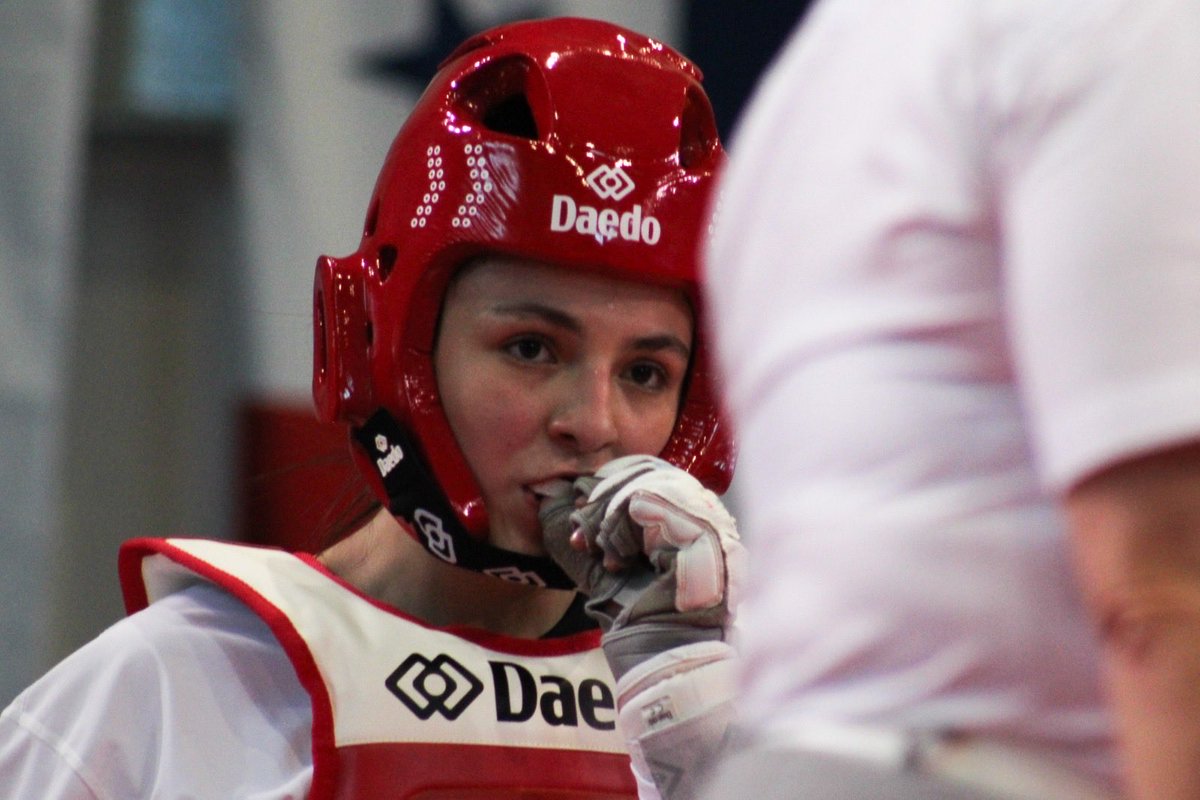 Una demostración de tenacidad y determinación. María Gómez se clasificó a la final de taekwondo, en los 63kg de los Juegos Suramericanos de la Juventud. 

Enfrentará a la argentina Melissa González por la medalla de oro. 🇨🇴
