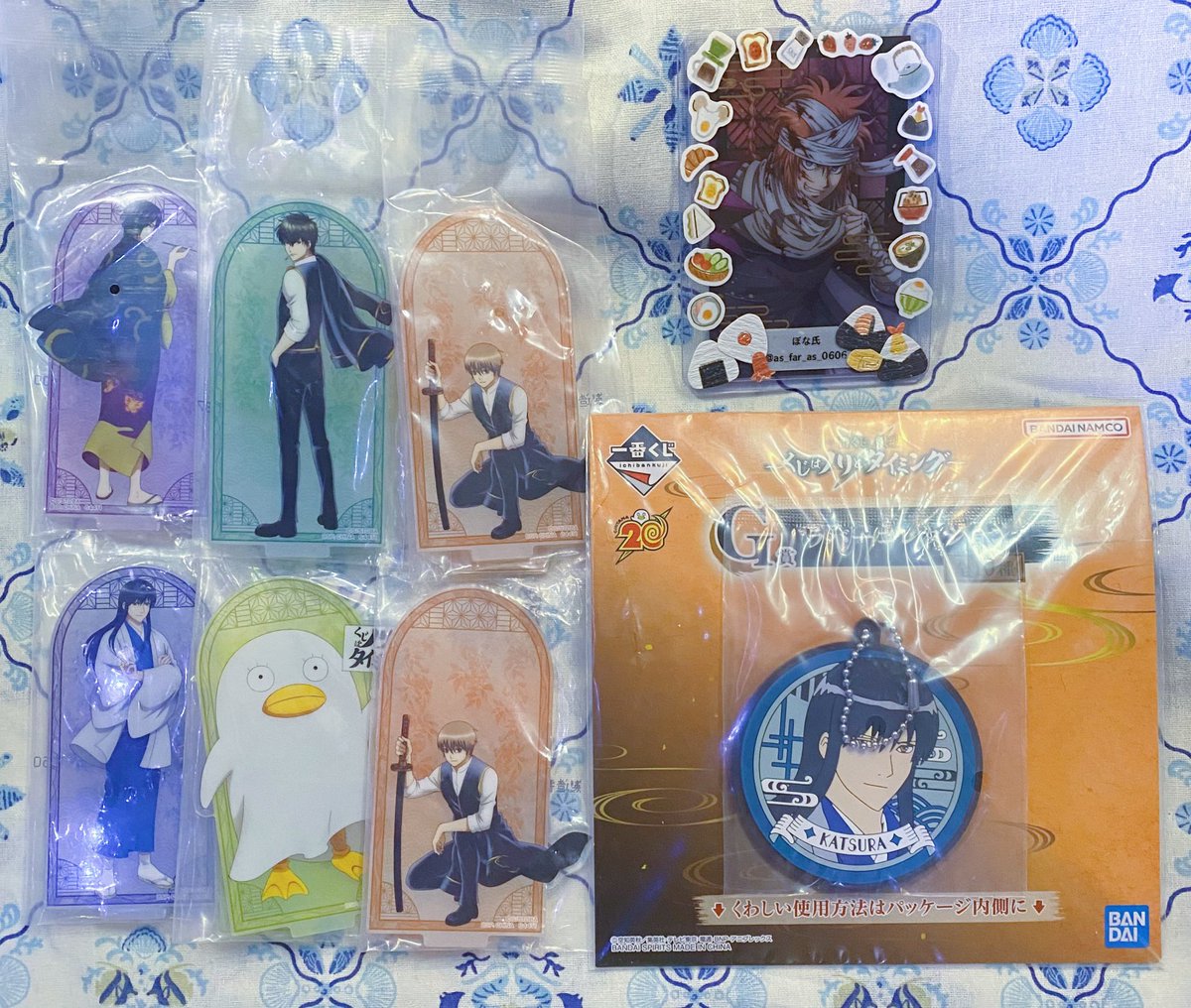銀魂　クッキーチャーム エリザベス付き　ボックス　銀時土方沖田高杉神威桂 グッズ-キーホルダー】銀魂． エリザベス つままれ スキップVer