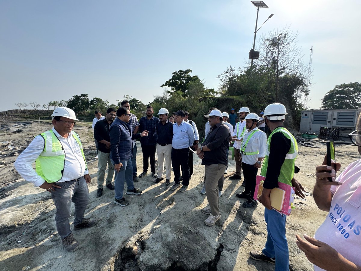 AssamWater's tweet image. Shri Saranga Pani Sarma, ACS, State Project Director, AIWTDS, visited the project sites at Aphalamukh and Nimati along with TSSC and contractor DVP to review progress, outline the future roadmap, and guide the team to expedite the work.

#sitevisit