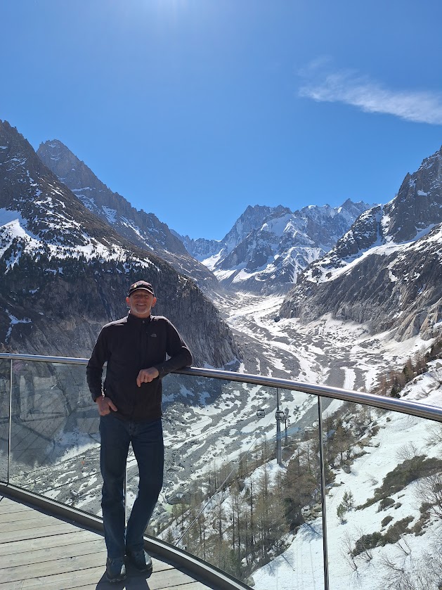 skipedia's tweet image. A visit to Montenvers and the new gondola to the Mer de Glace

#PostcardsFromChamonix #Chamonix