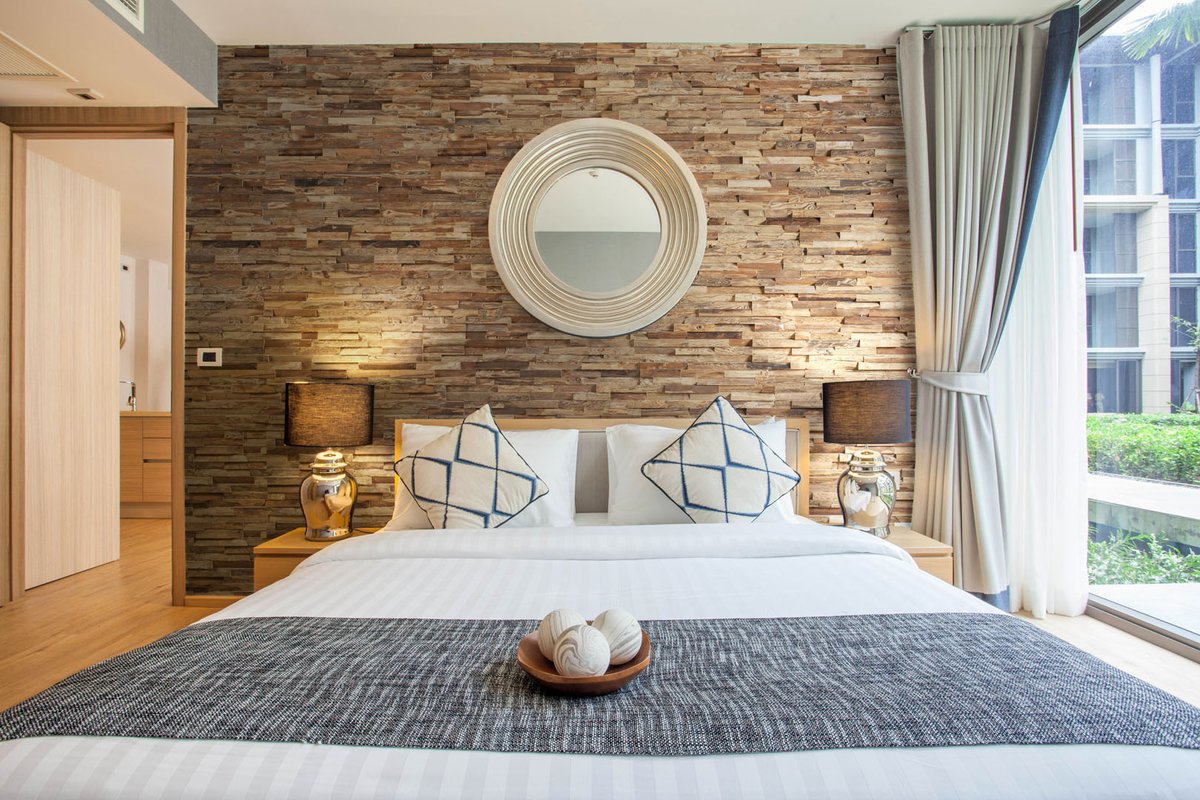 Audrini_Living's tweet image. Reclaimed wood isn’t uniform - and that’s exactly the point.

Variation, grain and imperfection are what give a space depth and authenticity.
AudriniLiving.com

#InteriorDesign2026 #InteriorDesign
#HomeDesignInspiration #HomeInspo
#ModernInteriors #InteriorStyling #Interior