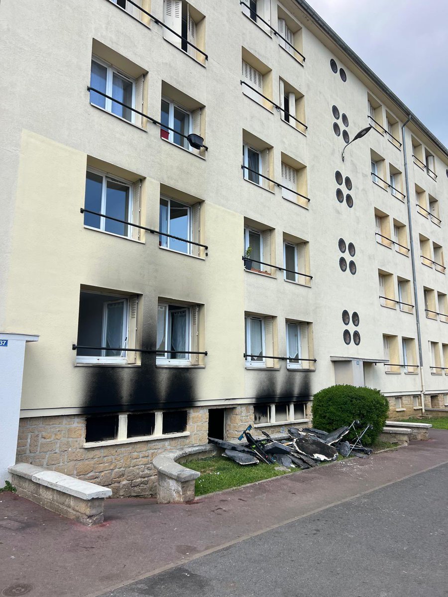 🔵SEDAN🔵

L’INCENDIAIRE DE L’IMMEUBLE PLACÉ EN DÉTENTION PROVISOIRE

Consultez l'article sur notre site: ardennesactus.fr/article/lincen…