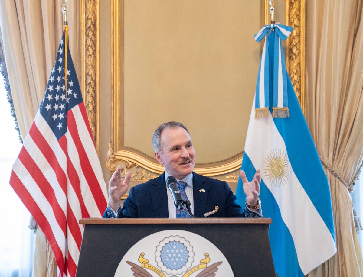 Embajador Peter Lamelas tweet media