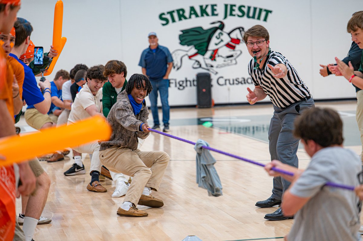 Strake Jesuit tweet media