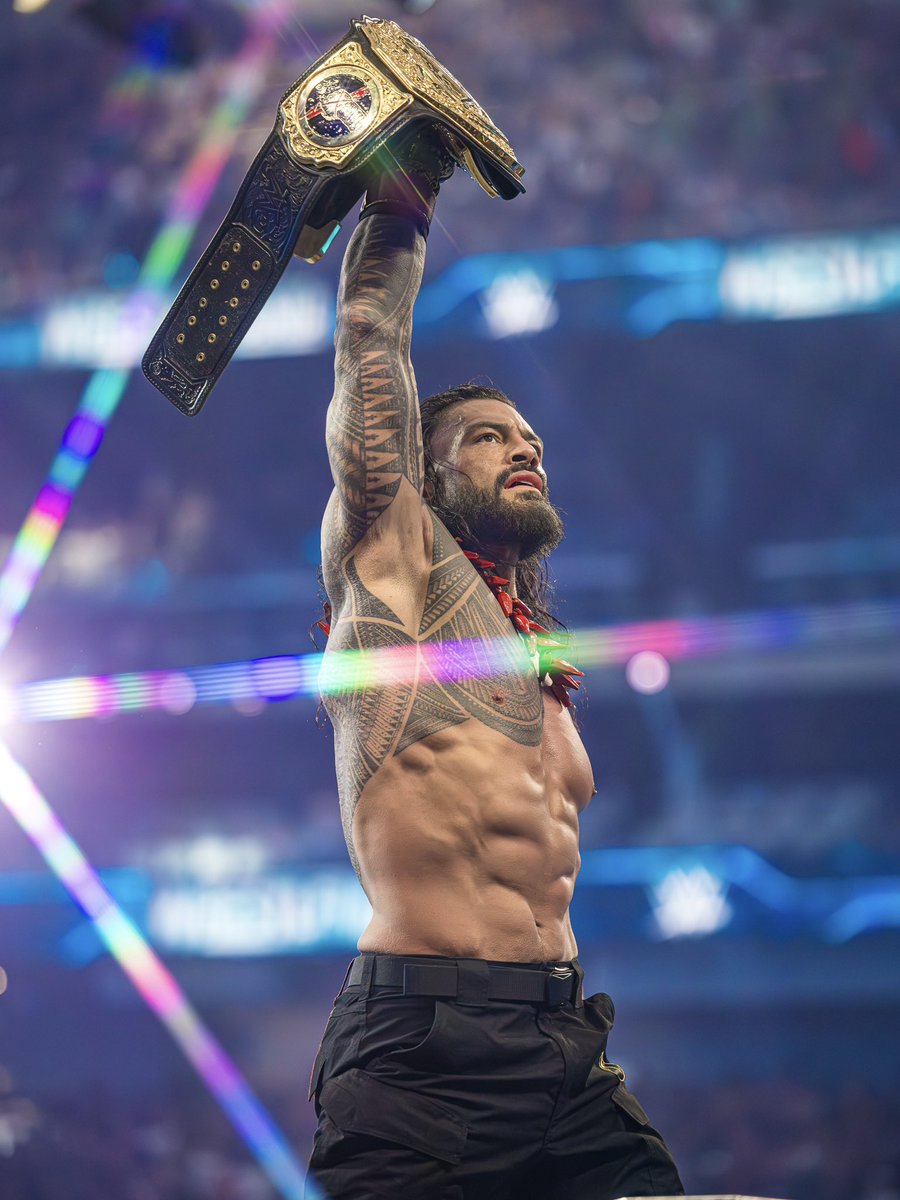 onlocationexp's tweet image. Peak ✨ #OnLocation #WrestleMania #CloserThanEver