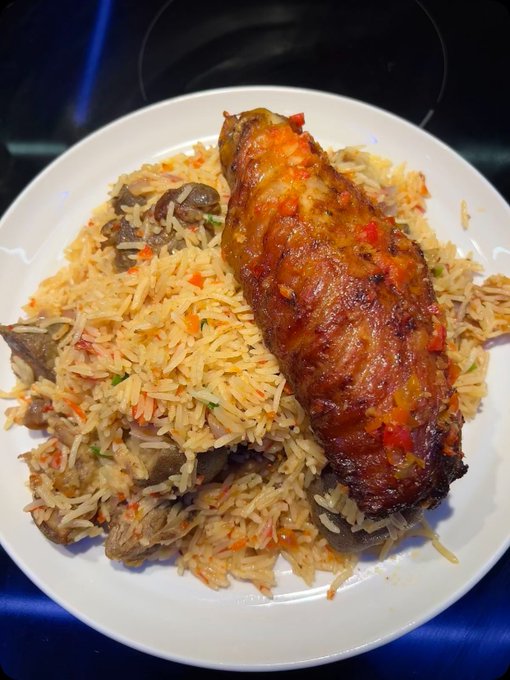 YabaLeftOnline tweet media