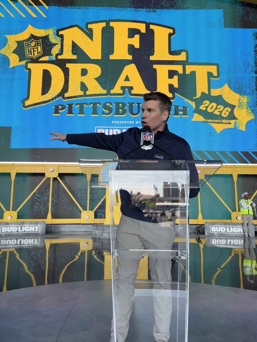 Scott Hanson tweet media