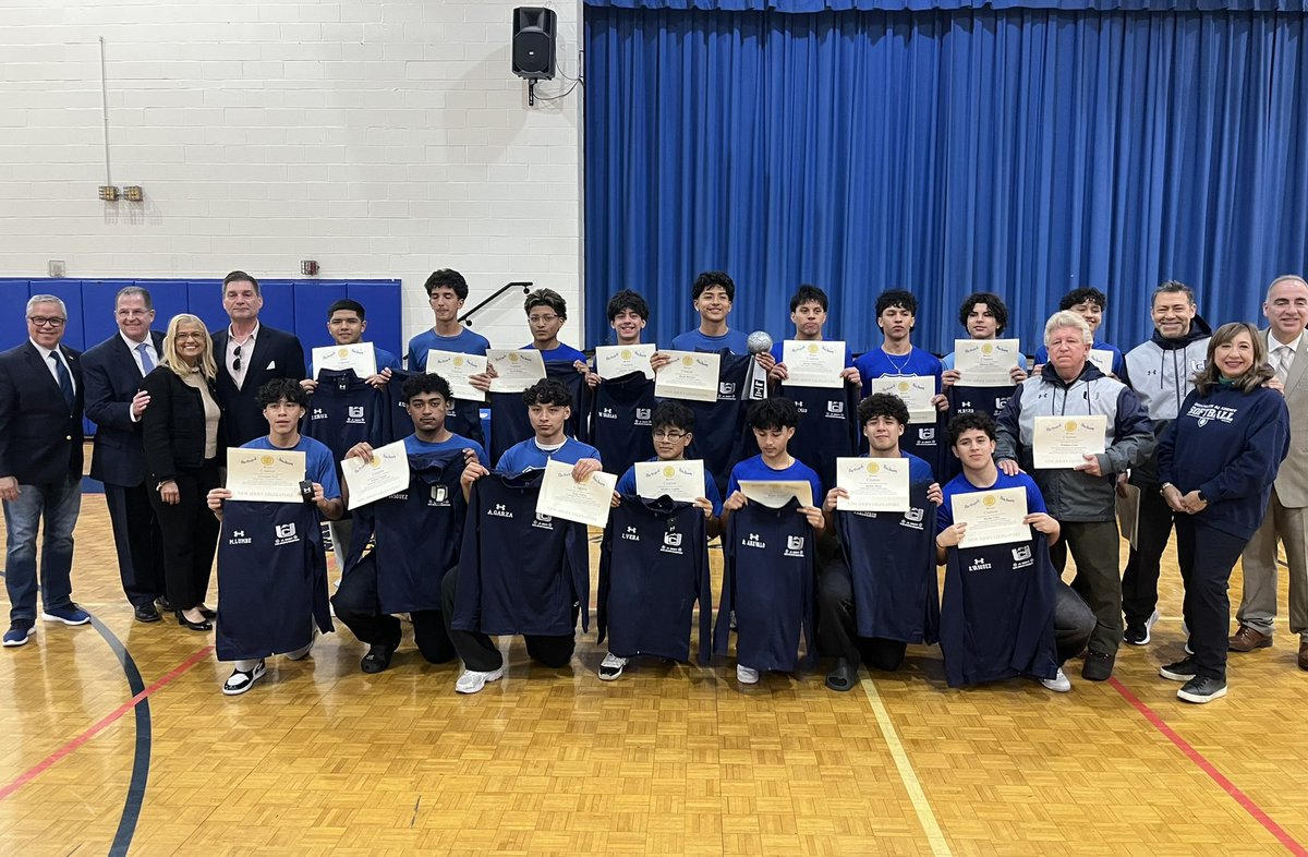 LucioPFernandez's tweet photo. Last night Mayor Brian P. Stack &amp; Board of Commissioners honored the Union City High School Freshman and JV Soccer teams, and the UCHS Bowling Team for their achievement as County Champions.  Congratulations to the athletes, coaches and families.  You make Union City proud. https://t.co/HGkVfIrW3s