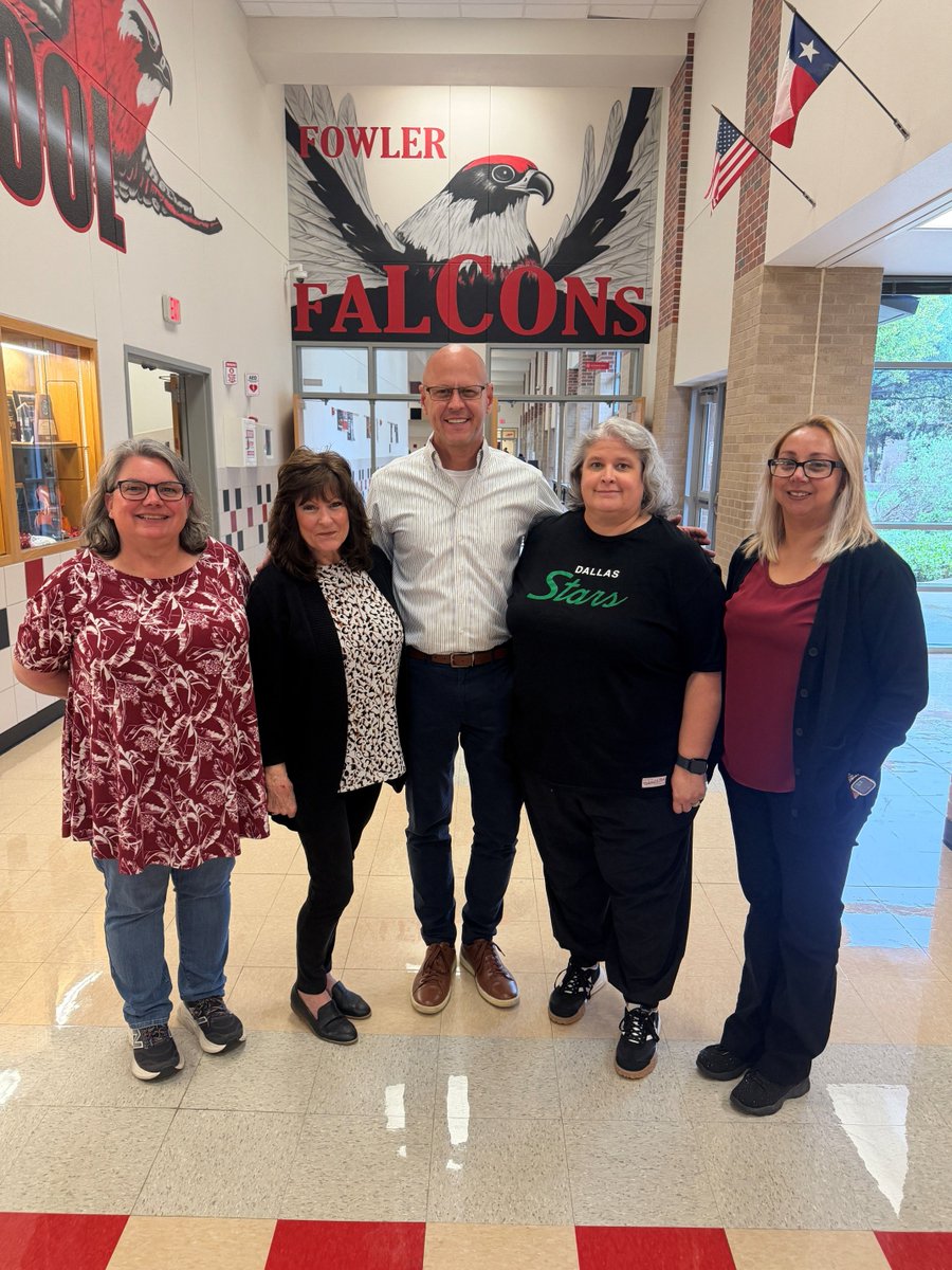 FowlerFalcons07's tweet photo. Today, we want to take a moment to express my heartfelt gratitude to the incredible front office staff at Fowler Middle School. Their unwavering dedication and exceptional service make our school a loving and welcoming place.  We love and appreciate you today and everyday! https://t.co/0hV2baDPlu