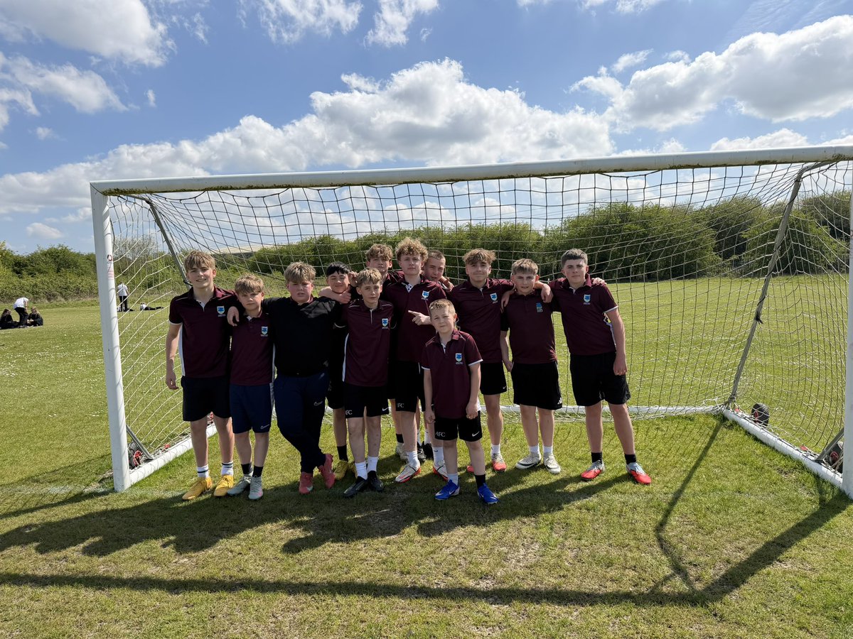 Long Field Spencer Academy tweet media