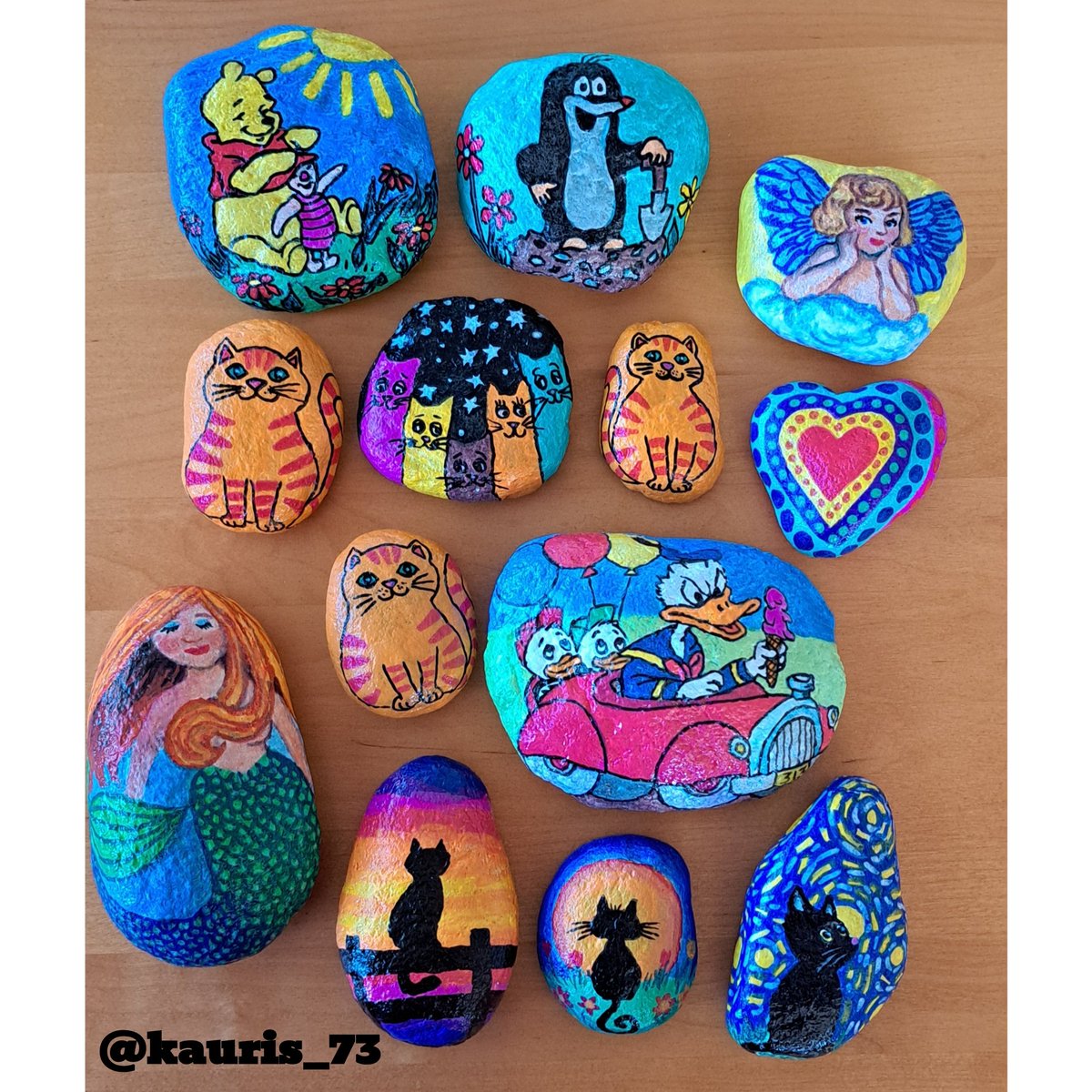 Kauris73's tweet photo. Stones that I have painted with acrylic paints and markers for FinStones. I just hide them somewhere to be found and it would be nice if that person would post it on FinStones facebook page.
#finstones #stonepainting #rockpainting #acrylicpainting https://t.co/gdNv03D9Qs