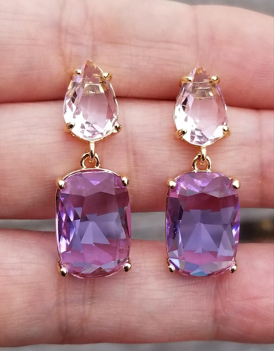 TrendingNowGift's tweet image. 14k Gold Alexandrite and Tourmaline Stud Earrings #jewelry #earrings #Alexandrite #alexandriteearrings #tourmaline #tourmalineearrings #studearrings #dangleearrings #Wedding #bridal #Mothersday #mothersdaygift #mothersdaygifts

 etsy.me/4rZsn1U via @Etsy