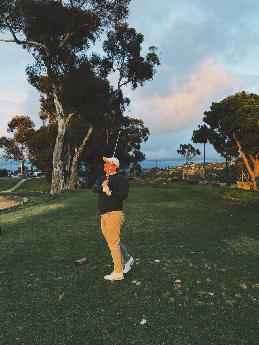 Blake Vincent Kueny tweet media