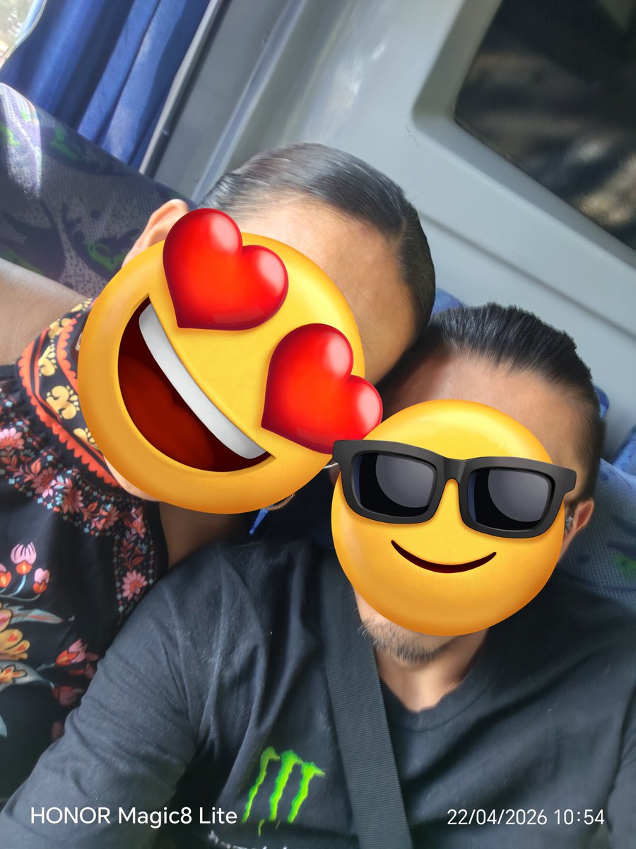 REGI Y JAVIER tweet media