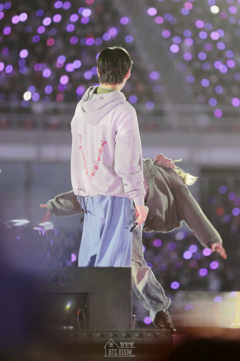 BTS Room 방탄방 防彈房 tweet media