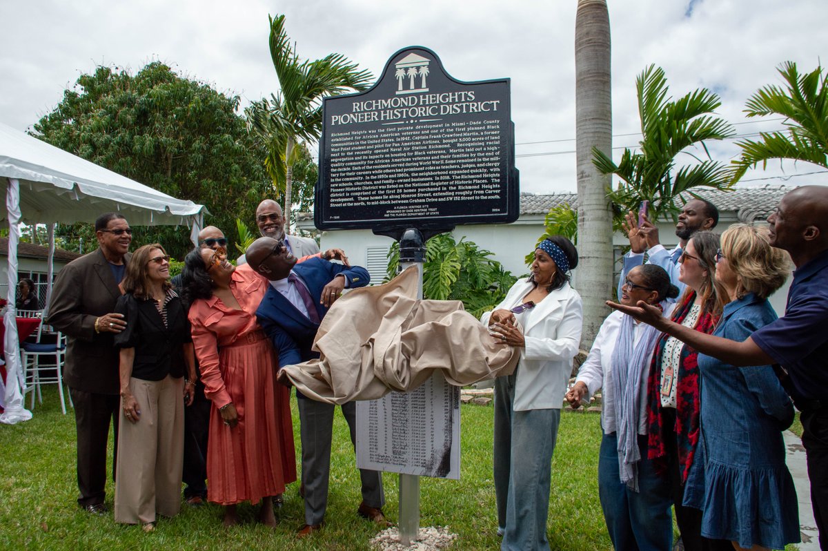 TheMiamiTimes's tweet image. A new state marker honors Miami’s Richmond Heights Pioneer Historic District, built for Black WWII veterans. Families say it’s a tribute to sacrifice, resilience and preserving history for future generations. 

miamitimesonline.com/news/local/ric…

#MiamiDade #BlackHistory