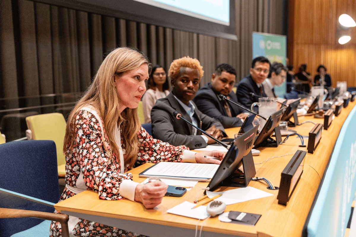 UNYouthAffairs's tweet photo. At our plenary session at the #ECOSOCYouthForum last week, we explored youth leadership in challenging contexts and the journey from civic action to institutional influence.
Read reflections in this article by Youth Reference Group members Noor and Yoal: https://t.co/Ei0NzPXlzW https://t.co/6tCVf3k1kv