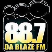 BVMobileApps's tweet image. Today's App of the Day is Dablazefm via @Dablazefm1 🔥: Download their app at bvmobileapps.com/user/dablazefm 📲 

#dablazefm #bvmobileapps #mobileapps #android #apple #nocode dlvr.it/TS9YFn