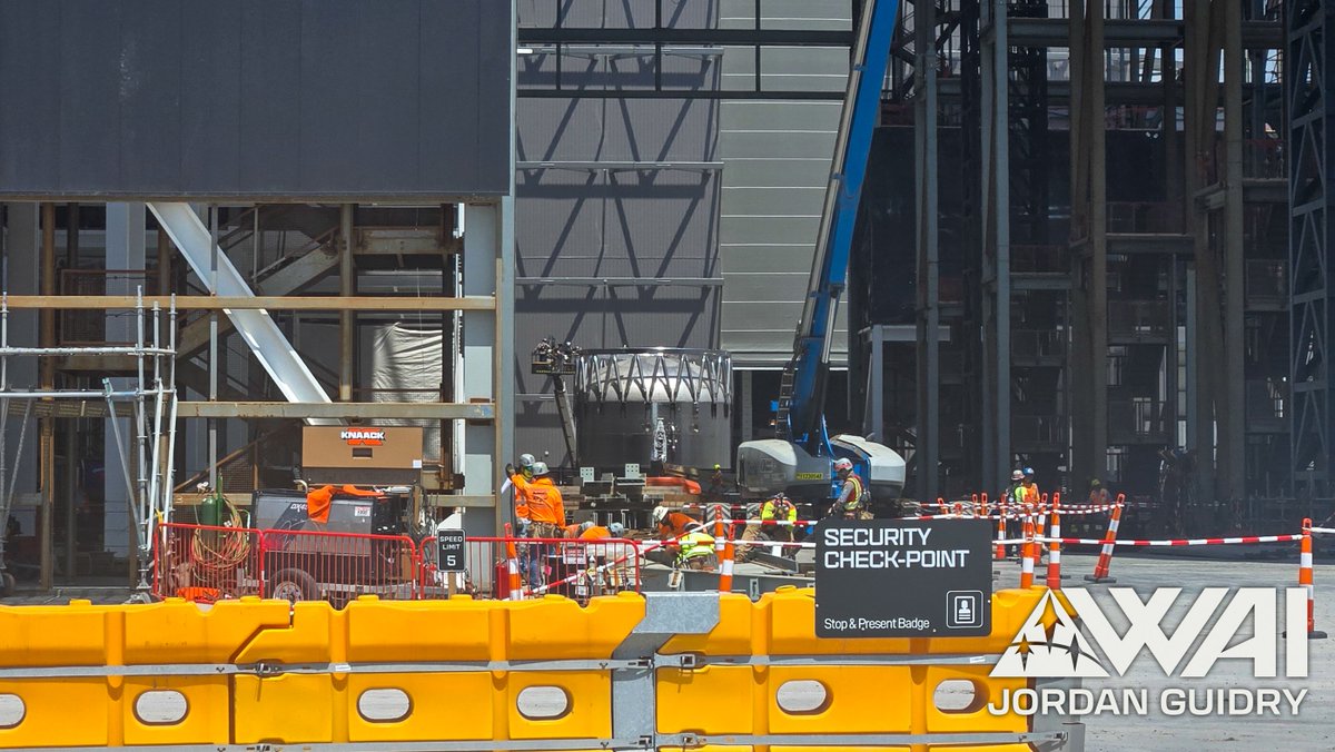 Is that Booster 20 I see?? 😍

The FWD dome of the next Superheavy Booster is staged in the ring yard! 

📸: <a href="/Jordanguidry6/">Jordan Guidry</a>