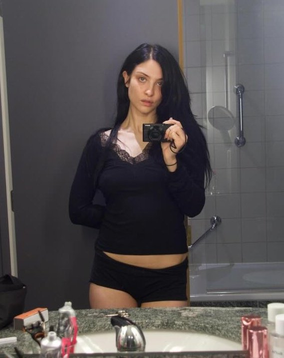 animesinjapan's tweet photo. Deus abençoe a Nico Robin! https://t.co/bNbr3LyZMX