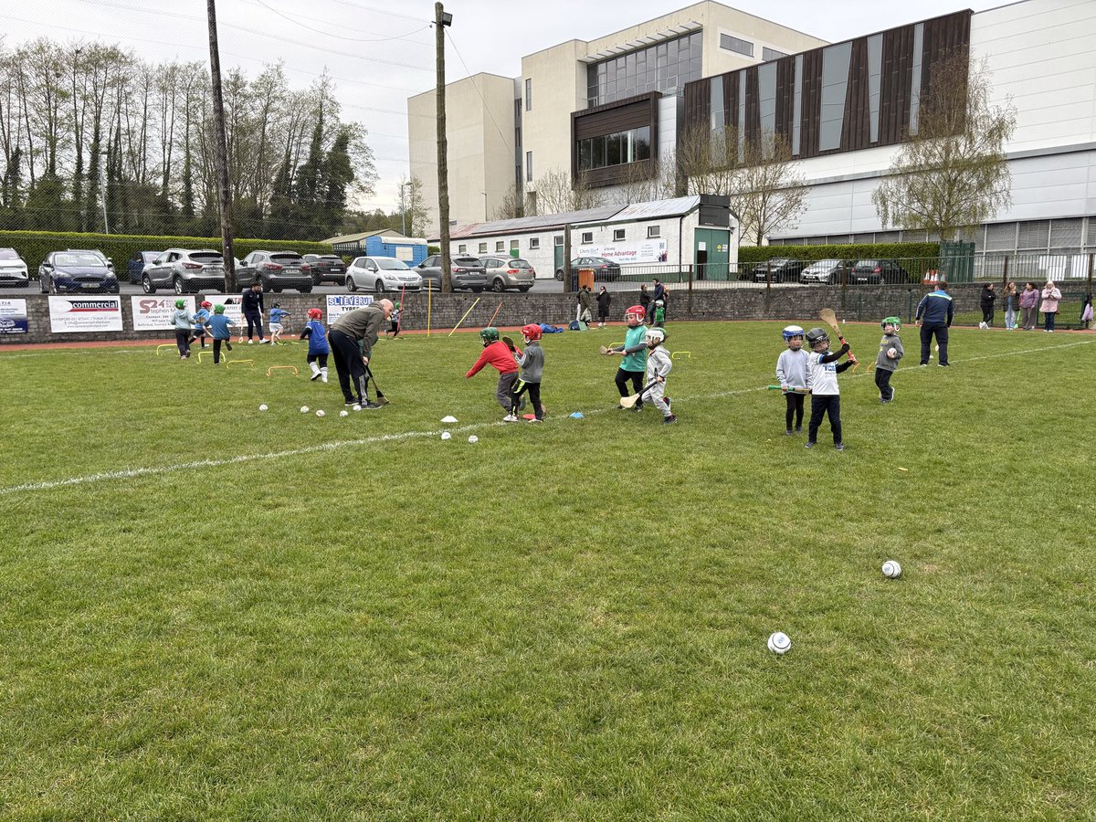 FerrybankGAA's tweet photo. Another busy evening for all our new Under 6 boys’ group. 

All newcomers more than welcome. Training on Wednesdays from 6pm-7pm here in Ferrybank (X91 AK30).

Contact Cormac 0872438348 or Eoin 0830522493 for more information. https://t.co/bUmvpkeysq