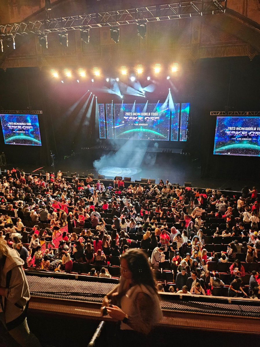 トマト tweet media