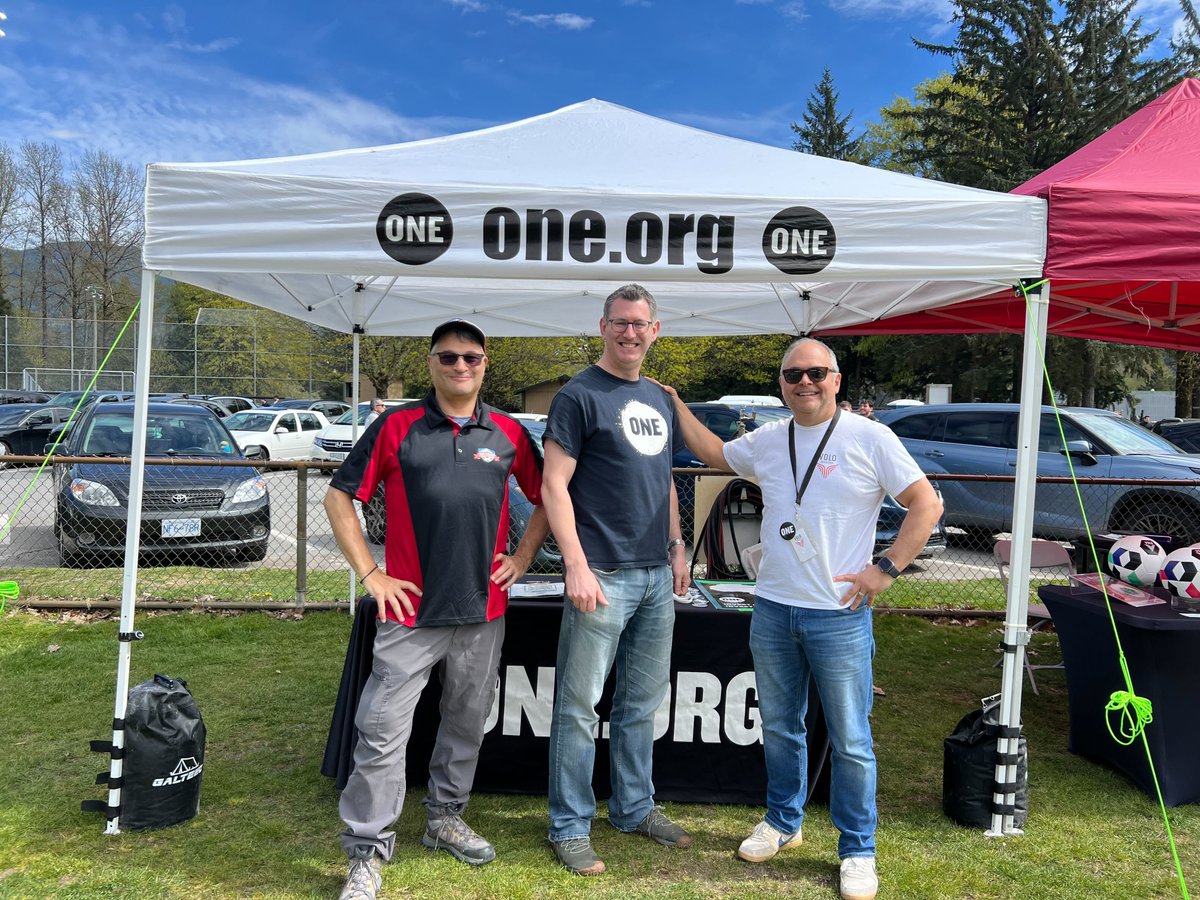 ONE_in_Canada's tweet photo. Advocacy in action? We love to see it! 🏆👏

This weekend, our activists in Vancouver set up at the Squamish Soccer Festival to talk Canada-Africa trade 👇 https://t.co/DeEWwtVu5Q