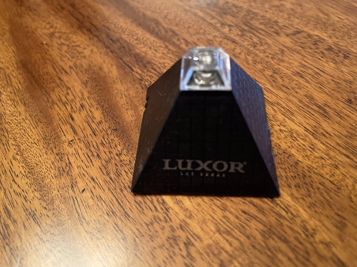 vegasreviewsvg's tweet photo. Just in case you were missing Luxor, here’s a tiny Sky Beam guide u back home. 🔦✨ It might not be visible from space, but it’s hitting all the nostalgic feels today! @cnote_vegas @ChampChaz02 - is this a relic now ? @LuxorLV
#LuxorLV #VegasStrip #VegasVacation #vegas https://t.co/k9pDBMCvn4