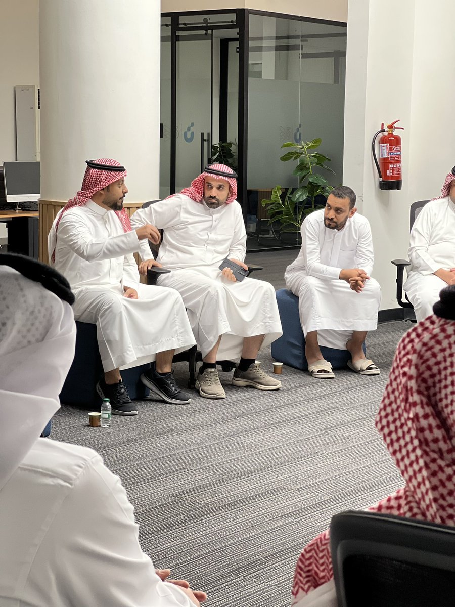 alabdumi's tweet photo. مو كل يوم تجتمع كل أطراف السياحة في الأحساء بطاولة واحدة…  

منظمي رحلات، وكالات سفر ، مرشدين — وبينهم «مرشدك» كمنصة خاصة للحلول الرقمية السياحية.

نقاش صريح + حلول عملية من داخل القطاع.  

شكرًا @Jada30_sa  👏  
#السياحة #الأحساء #مرشدك https://t.co/LyzbAqRY4u