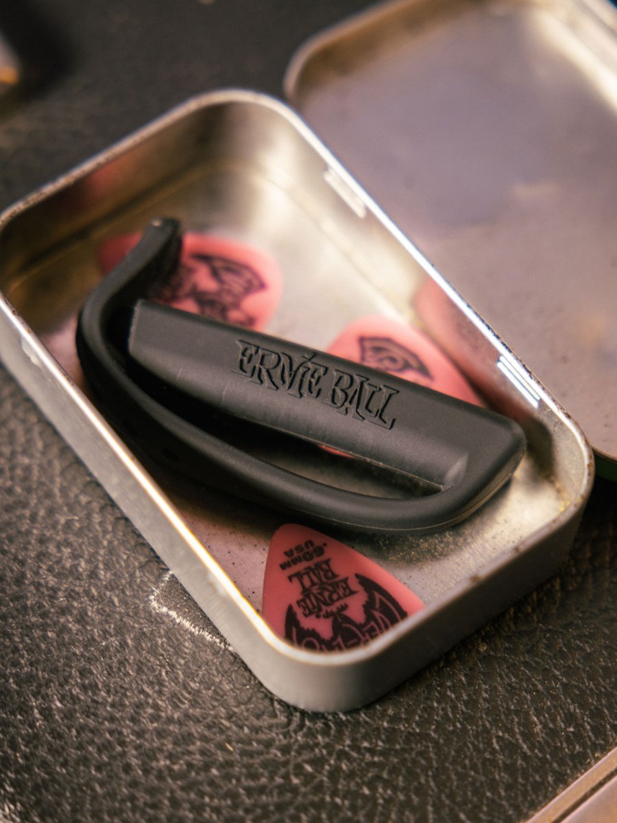 Ernie Ball tweet media