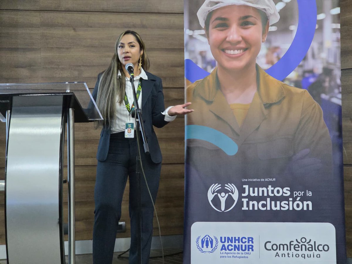 XicoSieber's tweet photo. Hoy estamos "Juntos por la Inclusión" con @ComfenalcoAnt y otros aliados de la academia, del sector privado, alcaldías y las personas refugiadas.

Una alianza que ha permitido a más de 12,000 personas refugiadas acceder a la integración local en #Medellín y #Antioquia 🇨🇴. https://t.co/i1DRS7pmBH