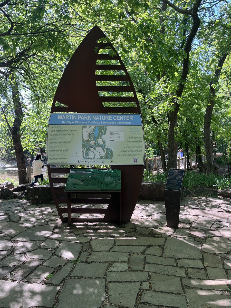 bridgesofok's tweet image. Hadassah’s wearing two hats—case manager + practicum student—and our students benefit. Her project brings outdoor wellness to life. Grateful to Martin Nature Park for hosting! 🌿
#EarthDay #OutdoorWellness #BridgesOfOklahoma #IndependentYouth