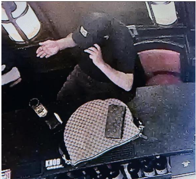 tampafreepress's tweet image. Former DHS Sec. Kristi Noem’s Purse Thief Gets 3 Years And Ordered Deported #dhs #noem #dc 
Read here: tampafp.com/former-dhs-sec…