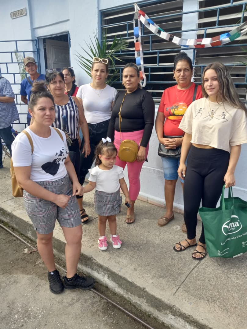 Lidise Moya Lunar tweet media