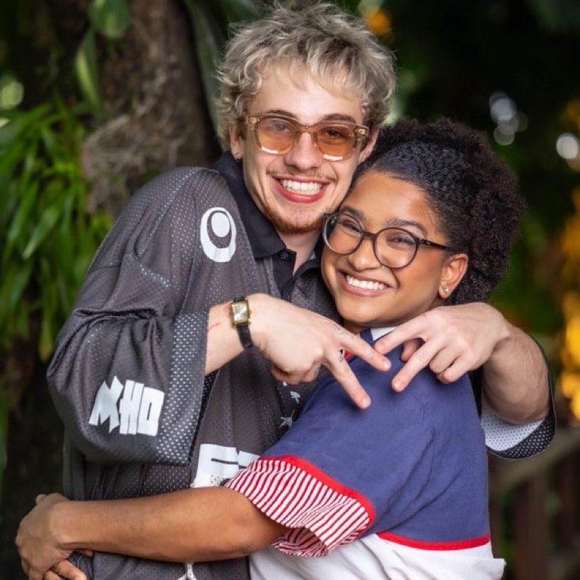 centralreality's tweet image. 🔥Juliano e Milena abraçados em nova foto. #BBB26