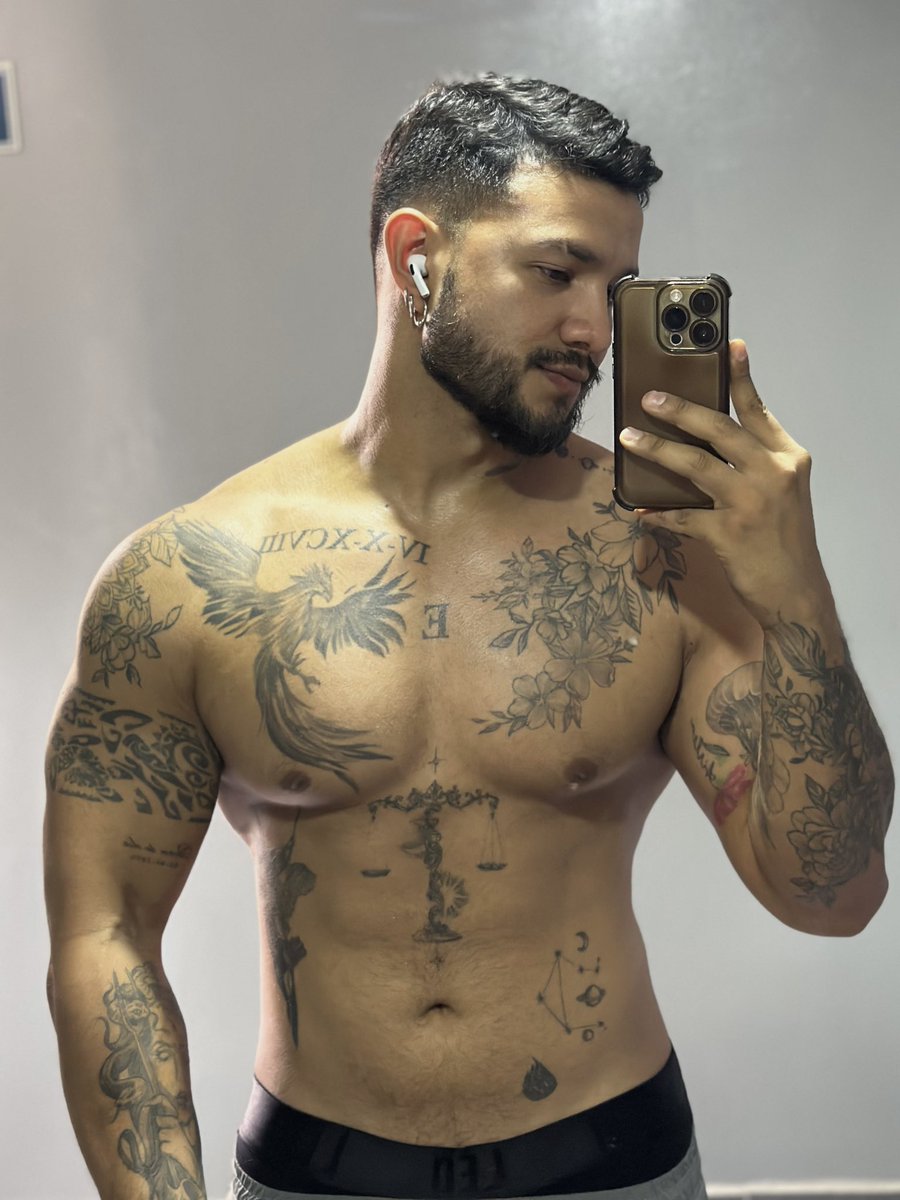 ElEduu_04's tweet photo. Bombeadito y pa la casa 🥵 https://t.co/4SbqRTTuBR