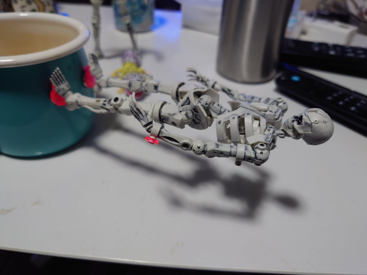 figma18's tweet photo. こんなことできる https://t.co/CvQcJ2bDgL