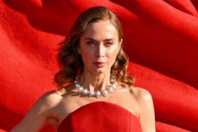 marcmalkin's tweet image. Emily Blunt Wears More Than $1 Million Worth of Mikimoto Jewelry to ‘Devil Wears Prada 2’ London Premiere and More Celeb Red Carpet Photos: April 2026 variety.com/gallery/celebr… via @variety #justforvariety #redcarpet #emilyblunt #mikimoto @Mikimoto_US