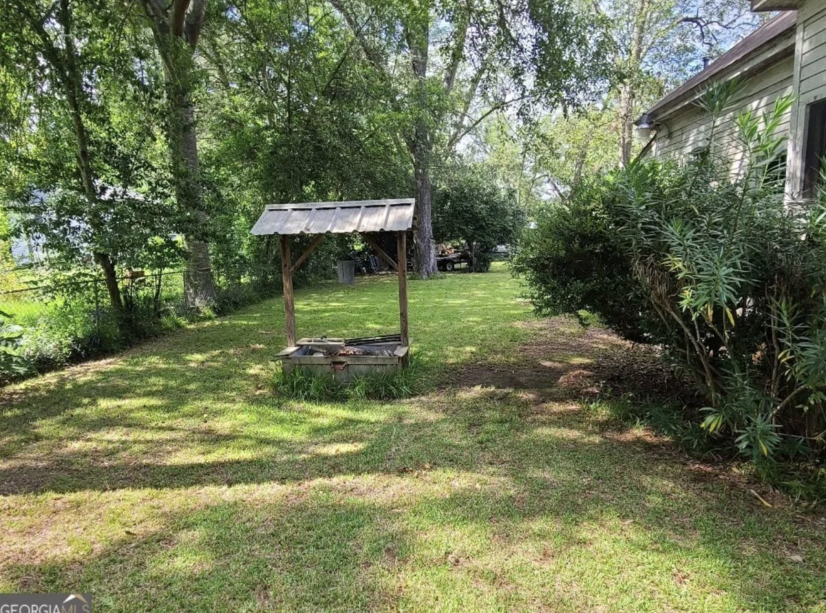 oldhouseunder50's tweet image. $59,900. Built in 1930, this #Georgia #fixerupper is full of timeless charm and architectural character. oldhousesunder50k.com/c-1930-georgia…
