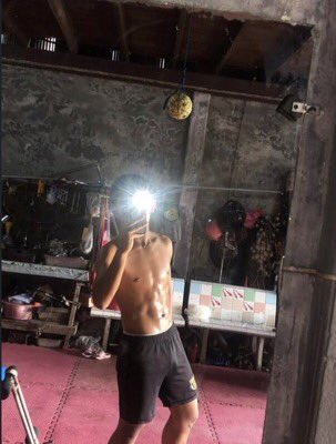 ติณณ์ฉงคั้บบ tweet media